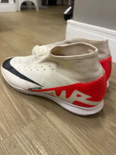 Chuteira futsal Nike Air Zoom Mercurial pouco usada tamanho 39/40