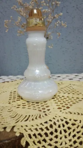 Frasco Perfume Antigo Avon Opalina Milk Glass Anos 70 Moonwind Furta Cor Raro
