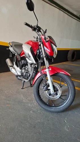 Titan 160 2024 único dono