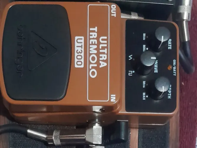 Pedal ultra tremolo