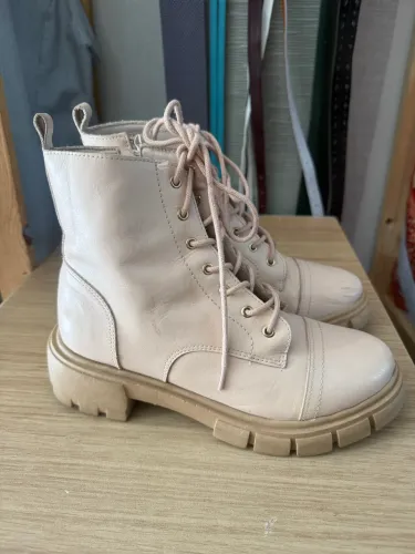 Bota Constance cor Nude couro tamanho 36