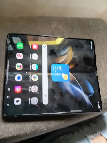 Celular z folder 4