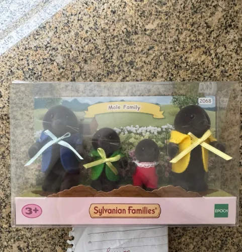 Familia toupeira sylvanian families lacrada