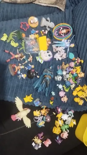 Lote brinquedos miniaturas figures
