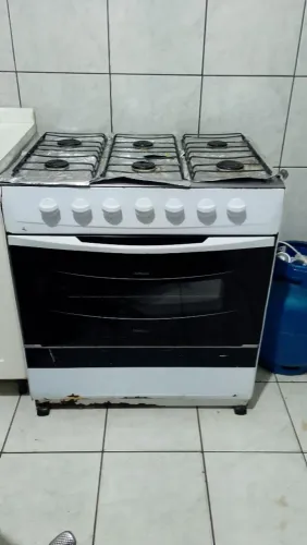 Fogão Master Light de 6 bocas - Ótimo funcionamento