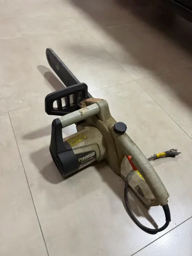 Moto serra elétrica