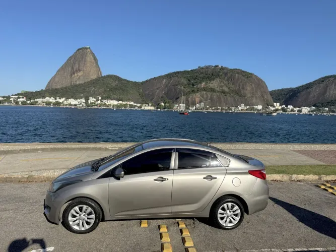 Hyundai HB20S C.style/c.plus1.6 Flex 16V Aut. 4P 2017