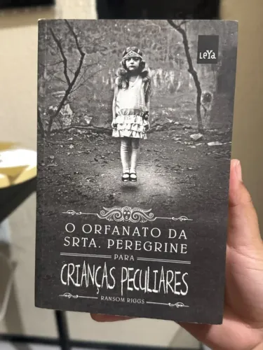 O Orfanato da Srta. Peregrine para Crianças Peculiares | Ransom Riggs