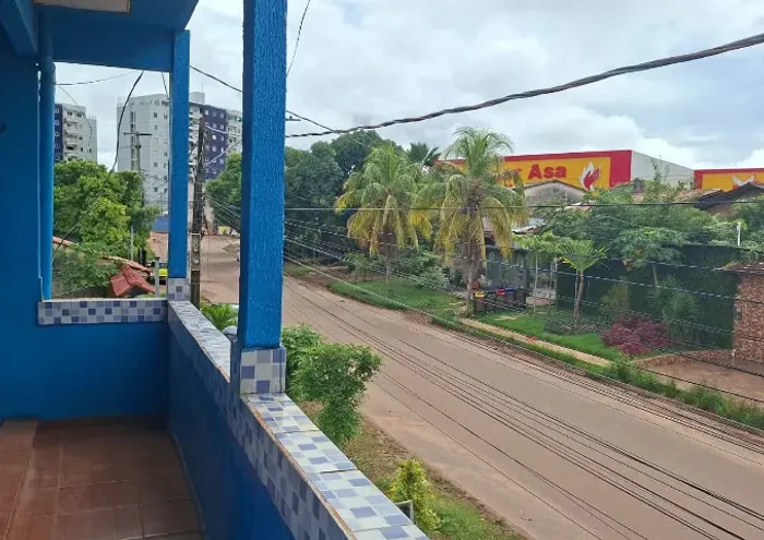 ALUGO APARTAMENTO ESPAÇOSO