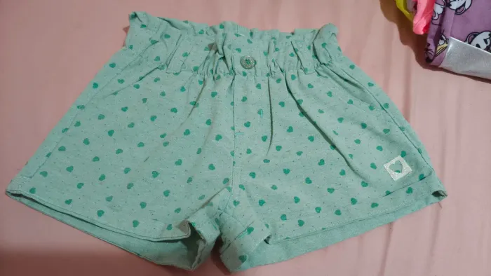 Shorts moderno infantil
