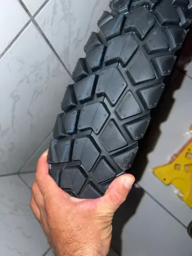 Pneu vipal traseiro bros novo zerado 