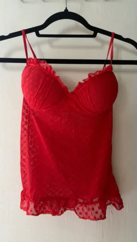 Lingerie renda fina com bojo, nunca usada.