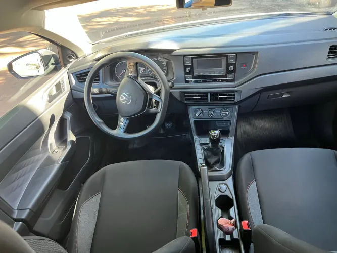 Volkswagen Polo Track 1.0 Flex 12V 5P 2024