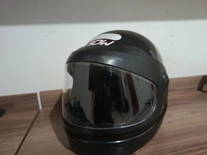 Capacete Gow