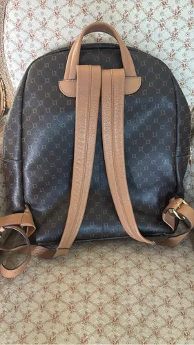 Mochila de Couro LuzdaLua