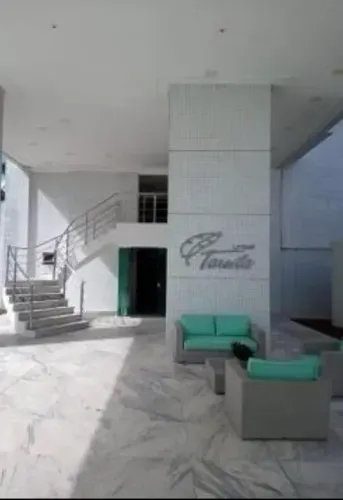 Vendo no ed. Tarsila , 3 suites +gabinete, 2 vgs