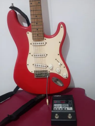 Guitarra e pedaleira