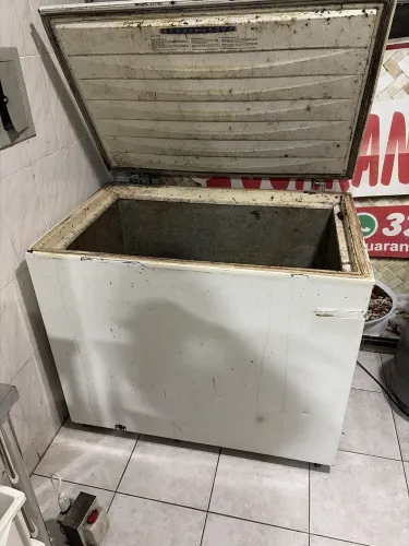 Freezer usado