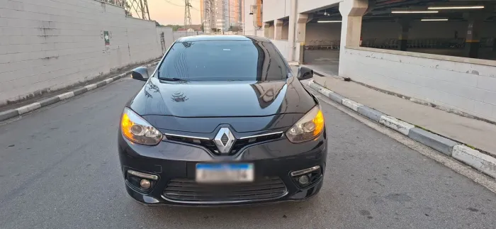 Renault Fluence Sed. Dynamique 2.0 16V Flex Aut. 2015