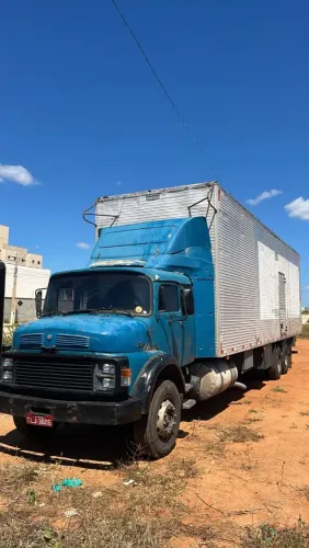 Caminhão Mercedes 1519