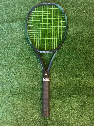 Yonex ezone semi nova