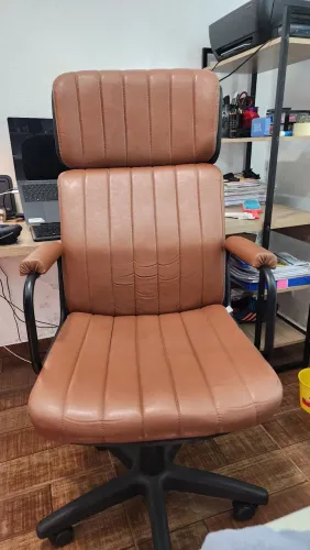 Cadeira de escritório giratória Diretor Tok&Stok