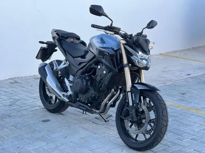 HONDA CB 500F 2023