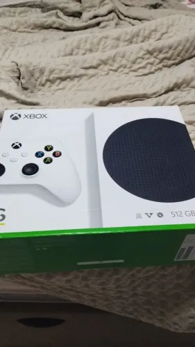 Xbox série S 512gb com caixa 