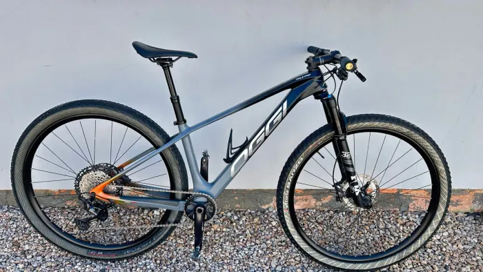 Bicicleta OGGI Agile Pro Carbon