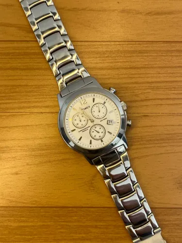 Relógio Timex Chronograph 
