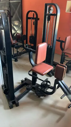 Equipamentos de academia.