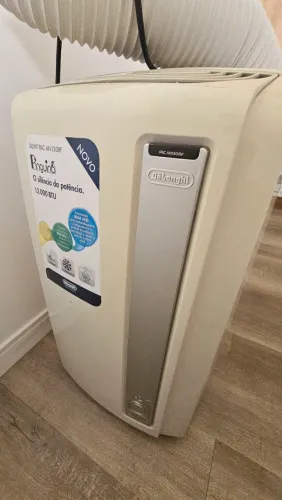 Ar portatil 13000 BTU - Delongui Pinguino - Gela muito - PAC An130RF