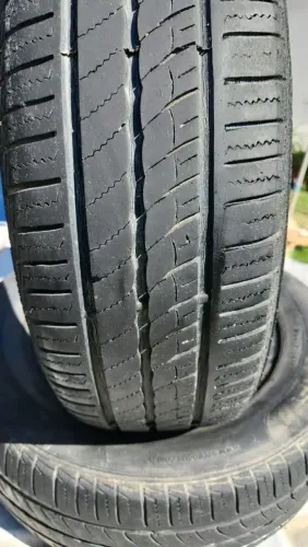 Vendo Pneus 15