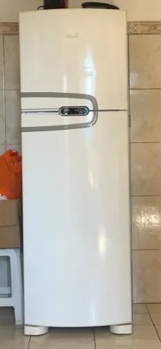 Geladeira cônsul 