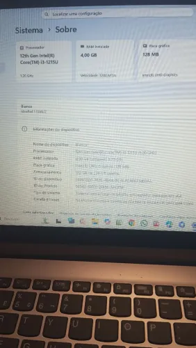 Notebook Lenovo Intel core i3 4gb 250 de Ram 