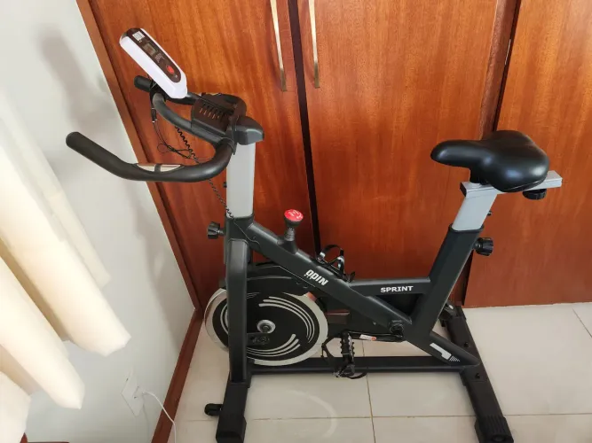 Bicicleta ergométrica Odin Fit