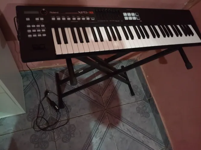 Teclado Roland