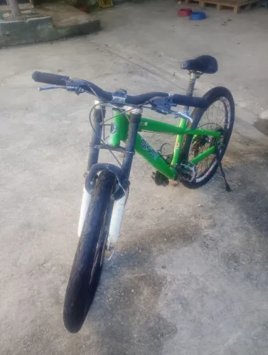 BICICLETA GIOS FRX,LEIAM A DESCRIÇÃO?