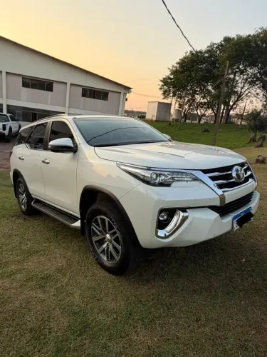 Toyota Hilux SW4 SRX 4X4 2.8 TDI 16V Dies. Aut. 2020