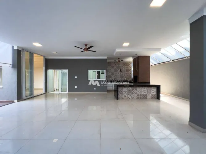 Casa com 3 dormitórios para alugar, 220 m² por R$ 11.610,00/mês - Parque Residencial Damha