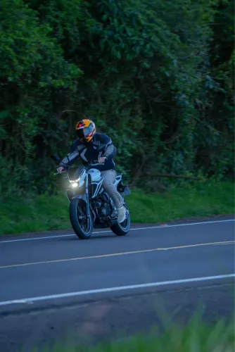 Fazer 250 FINANCIADA