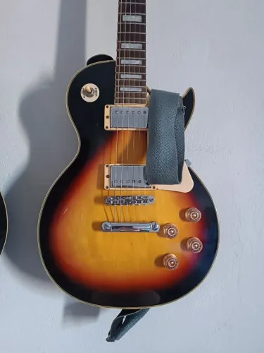 Guitarra les paul Steinberg 