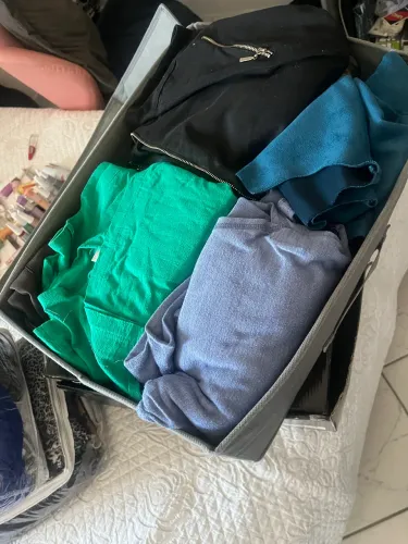 Lote de roupas e sapatos (mais de 250 peças)