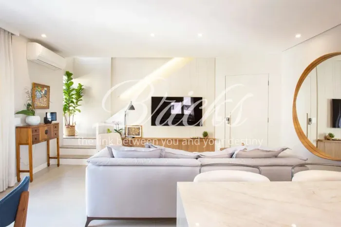 APARTAMENTO DUPLEX A VENDA MOEMA - REFORMADO