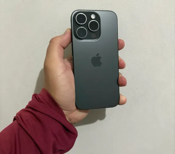Iphone 15 Pro 128gb . Apenas venda