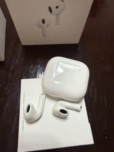  Fone de ouvido AirPods 4 Apple Original