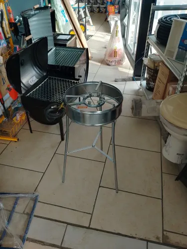 Fogareiro com borda 34cm pé com 60cm 6 caulins