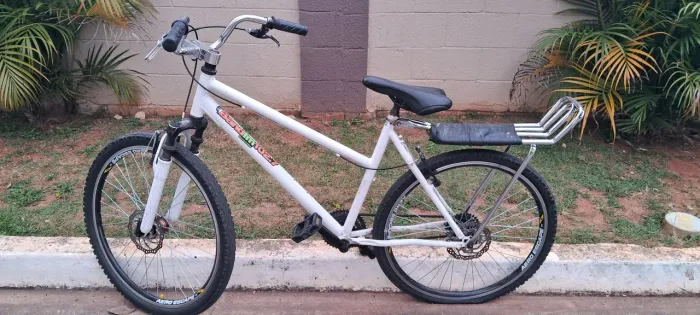 Bicicleta Aro 26 - R$ 400