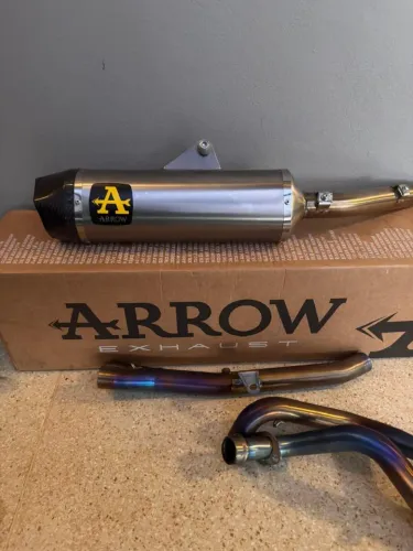 Ponteira arrow titanio original para tenere 700 t7 com curva