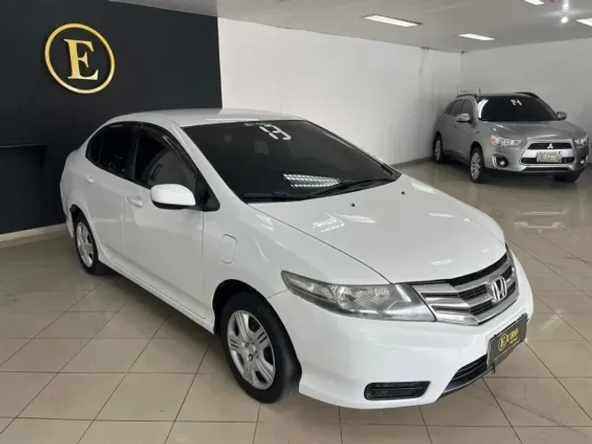 Honda City Sedan DX 1.5 Flex 16V Mec. 2013